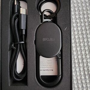 Black Key Finder Works With Apple My Find App, Phone Holster with Clip